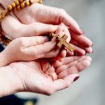 Odkryj na nowo siłę modlitwy różańcowej